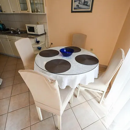 Apartment Mihaela